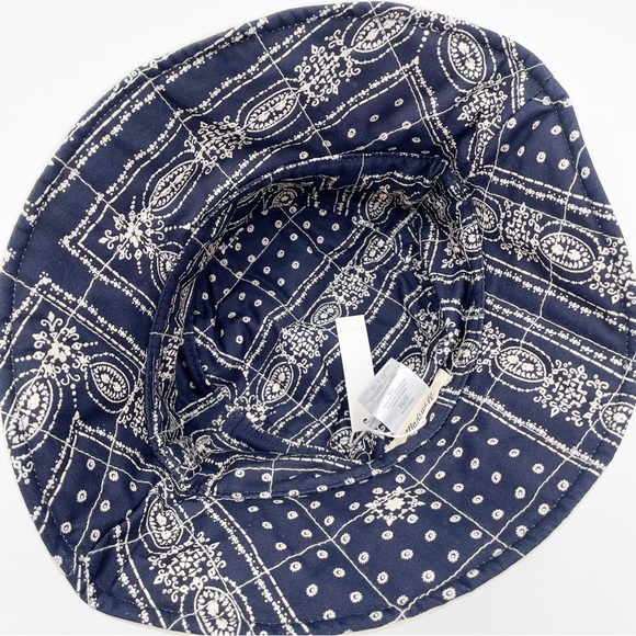 NEW Madewell Reversible Quilted Cotton Bucket Hat Twilight Cream Navy NE846 S/M - Picture 6 of 10